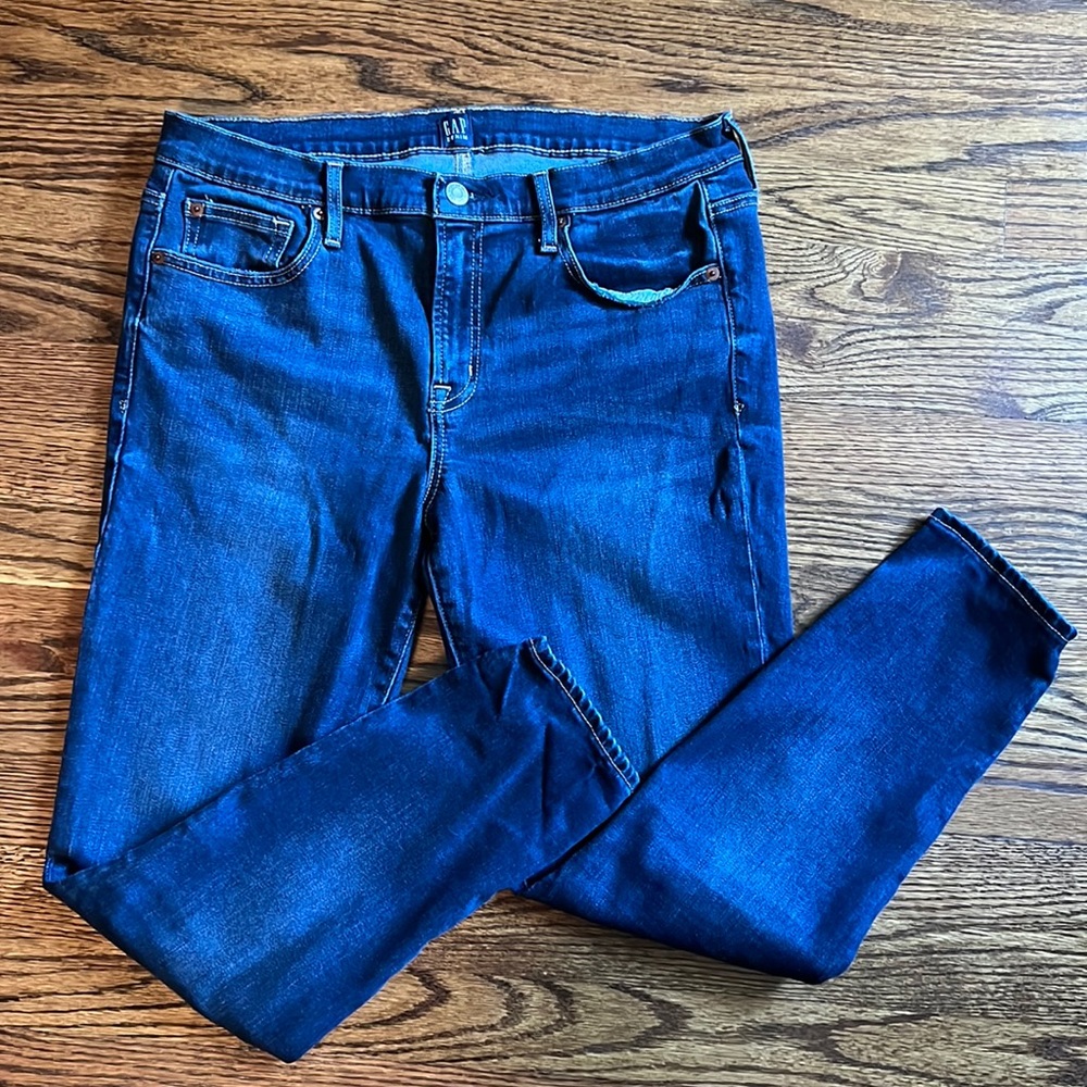 Skinny jeans